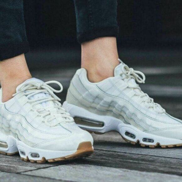 Nike AIR MAX Beige cream Tan Off White running Shoes sz 5.5 sneaker shoe - Picture 4 of 10